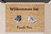 Thumbnail for Willkommen bei - Personalisierte Familien Fußmatte mit Sneaker/Chucks mit 2-4 Personen