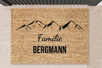 Mountain Lover - Personalisierte Fußmatte für Familien